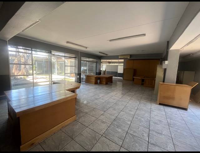 2,500M² OFFICE TO LET IN VULCANIA